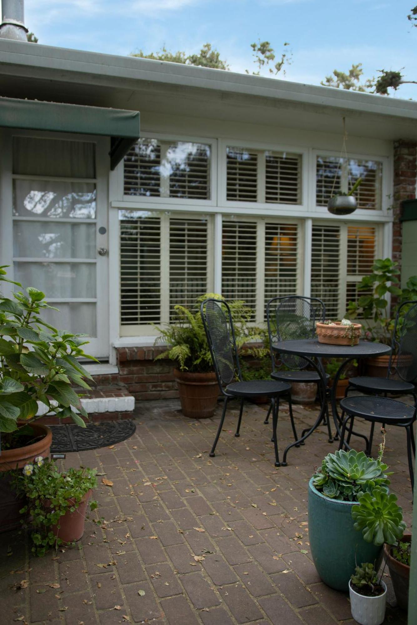 Carmel Garden Inn Eksteriør billede