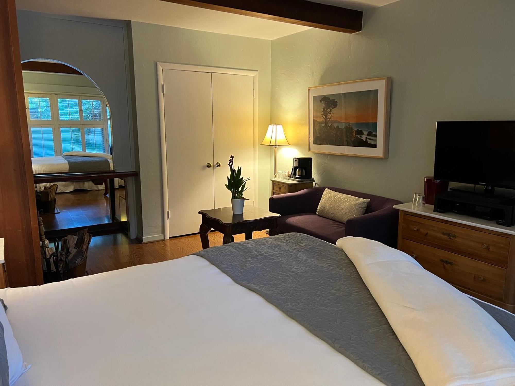Carmel Garden Inn Eksteriør billede