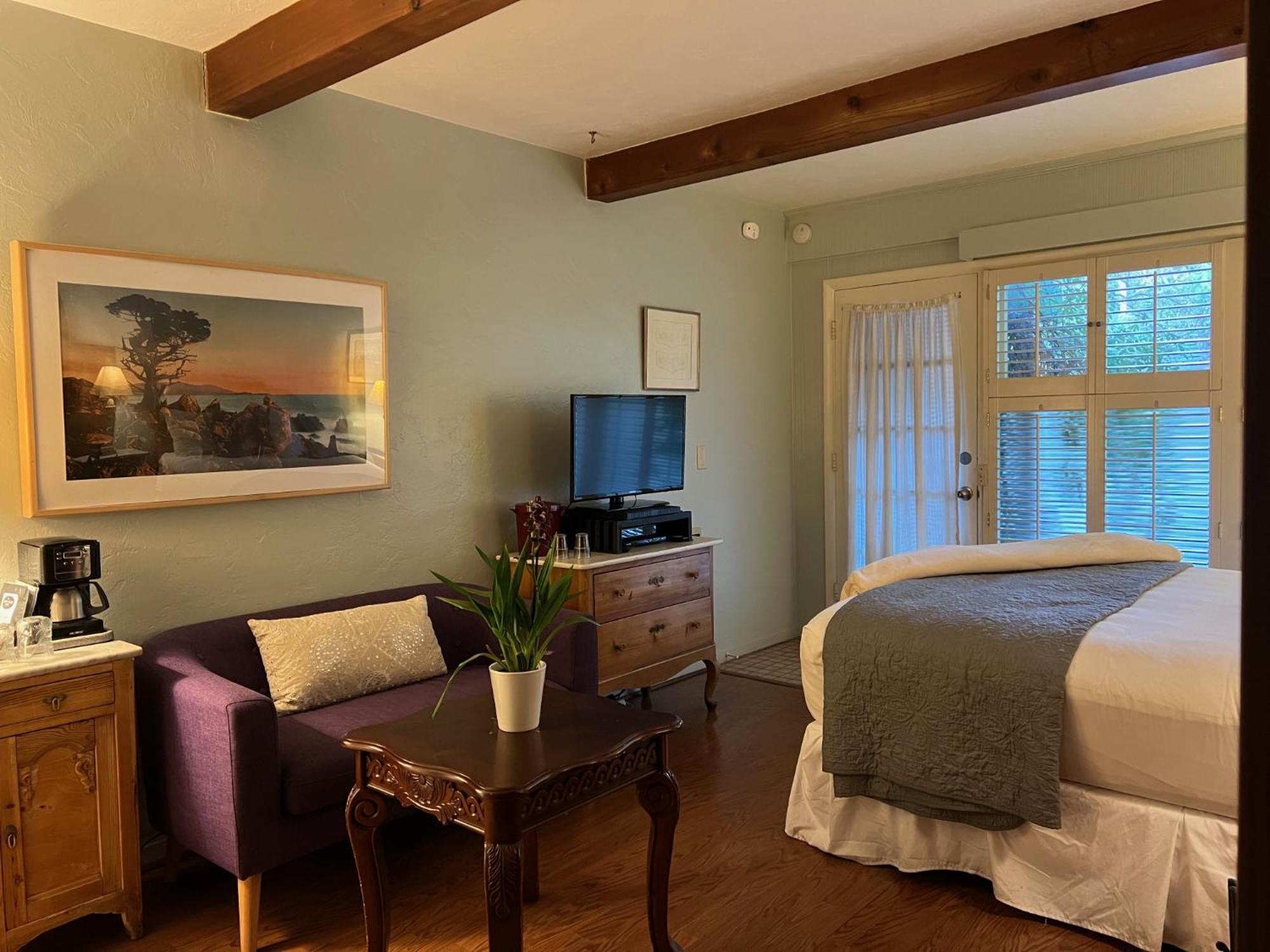 Carmel Garden Inn Eksteriør billede